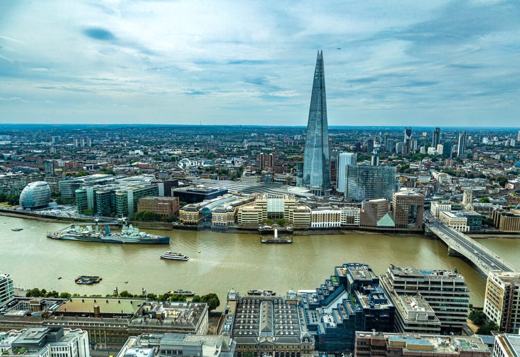 Female founders invited to Tech Power Breakfast in London in April